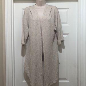 Like New StudioB by Bobeau Oatmeal CardiganSizeL